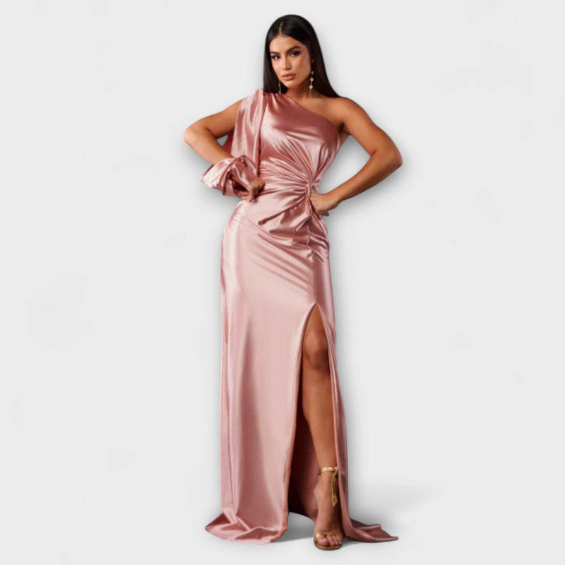 Julie - Elegantní šaty s Rafinovaností